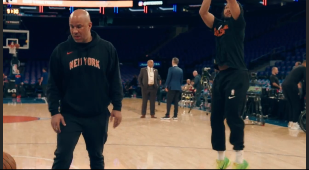 父亲打9年NBA,没有保障!儿子8年狂揽2亿美金,还成为了纽约之王