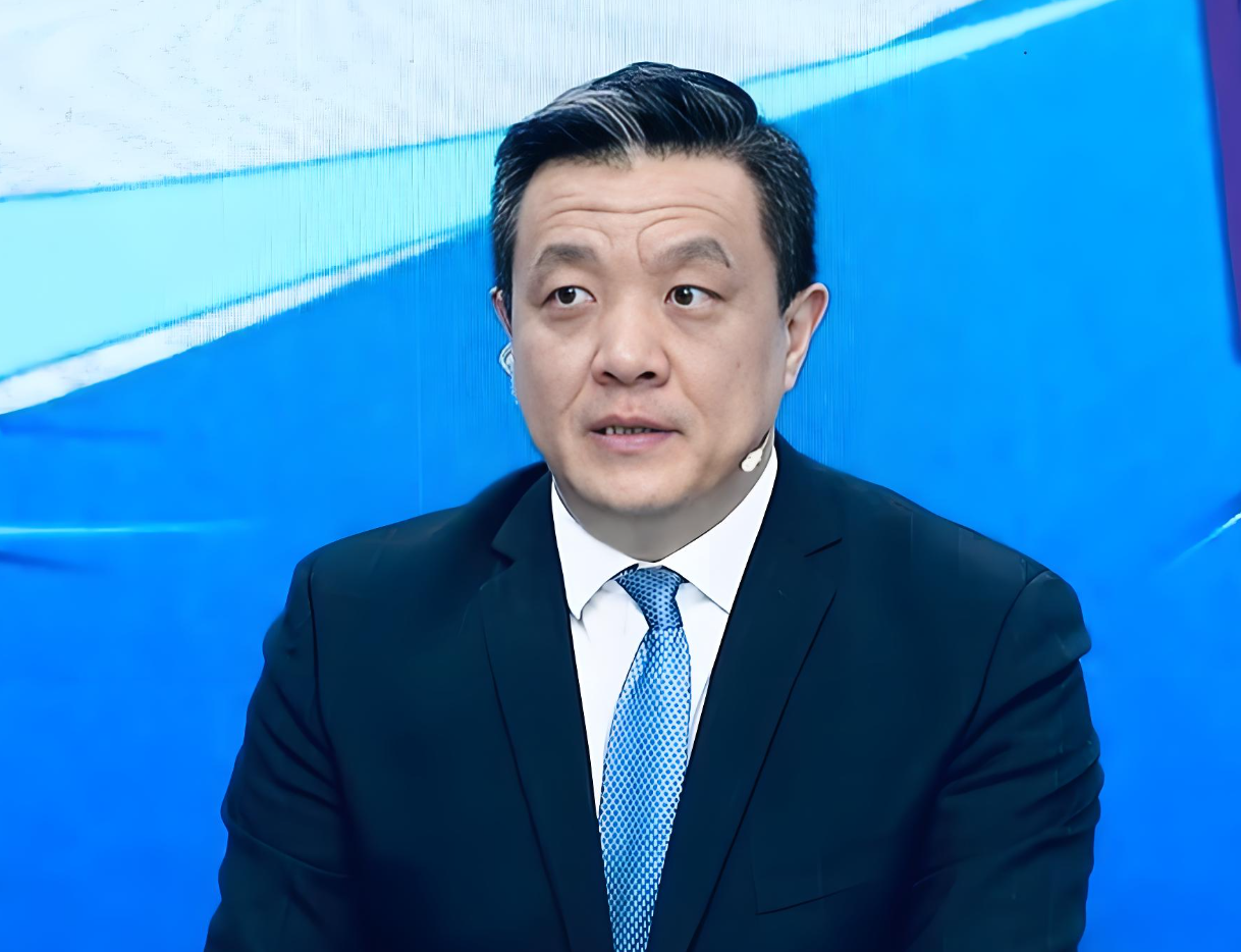 九游娱乐官方入口-男篮赢7分！杨健大赞1人：能攻能守，起到了奇兵的作用