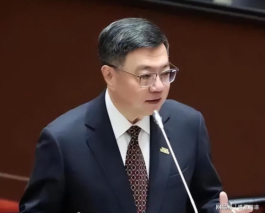 九游娱乐官方入口-中东撤侨现场：台湾人当场破防，没有台胞证的人就只能眼睁睁看着