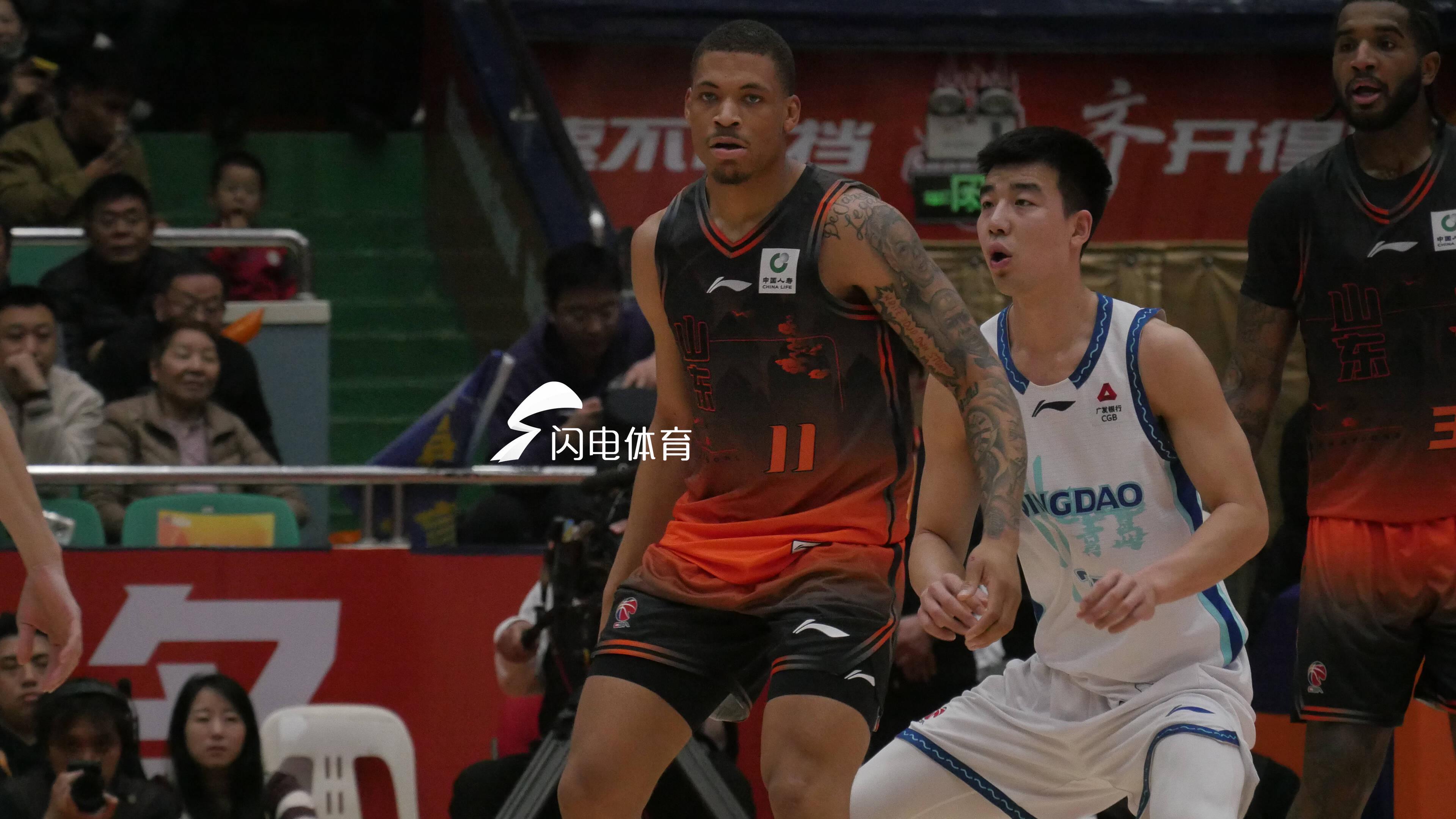 九游娱乐官方入口-赢下齐鲁德比！山东高速男篮85-76力克青岛，取得两连胜