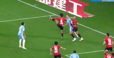 九游娱乐-成都蓉城豪取八连胜！11分领跑中超，595天首胜河南，延续5纪录