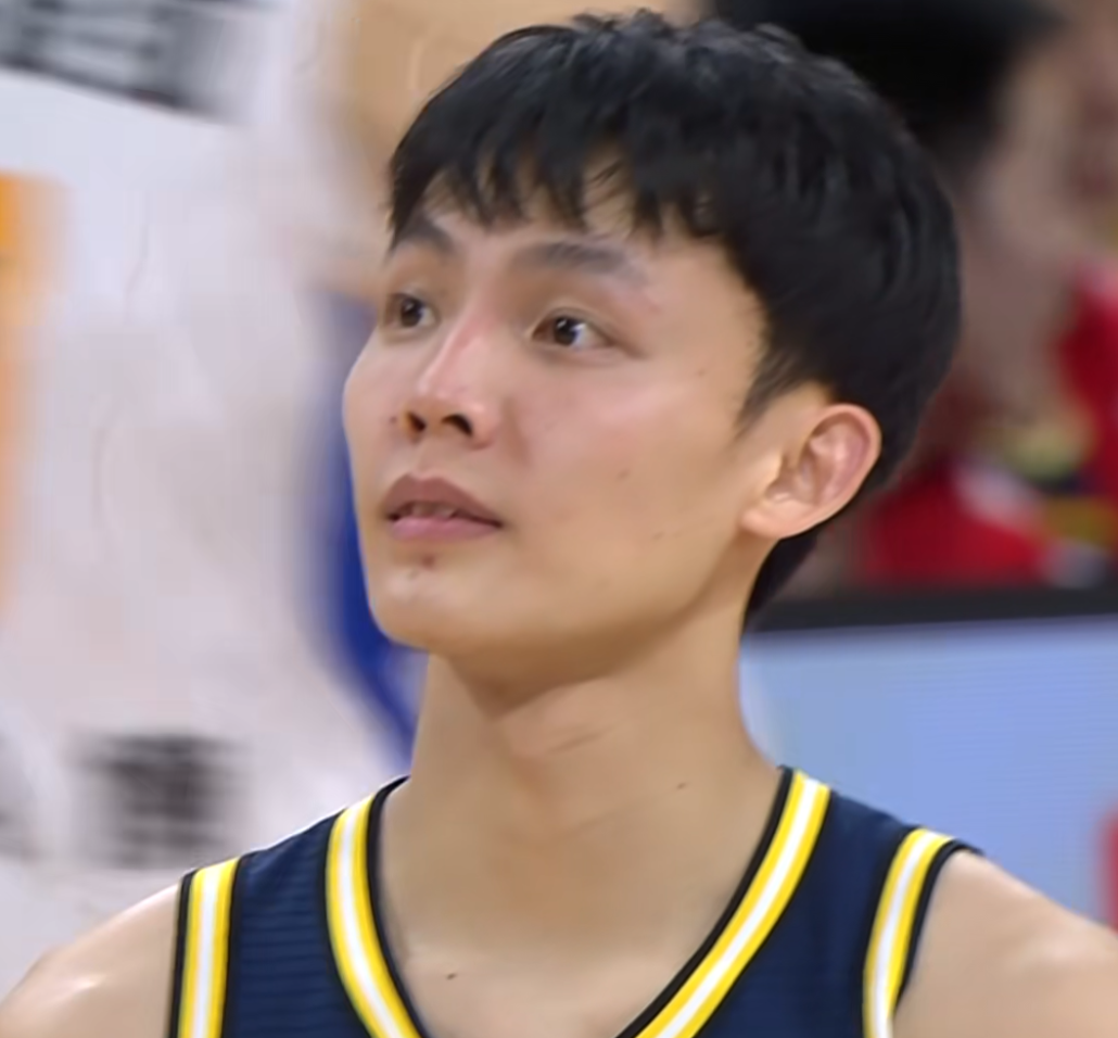 九游娱乐官方入口-宏远官方预热!杜锋表情严肃,徐杰三分超准,胡明轩仍有伤在身
